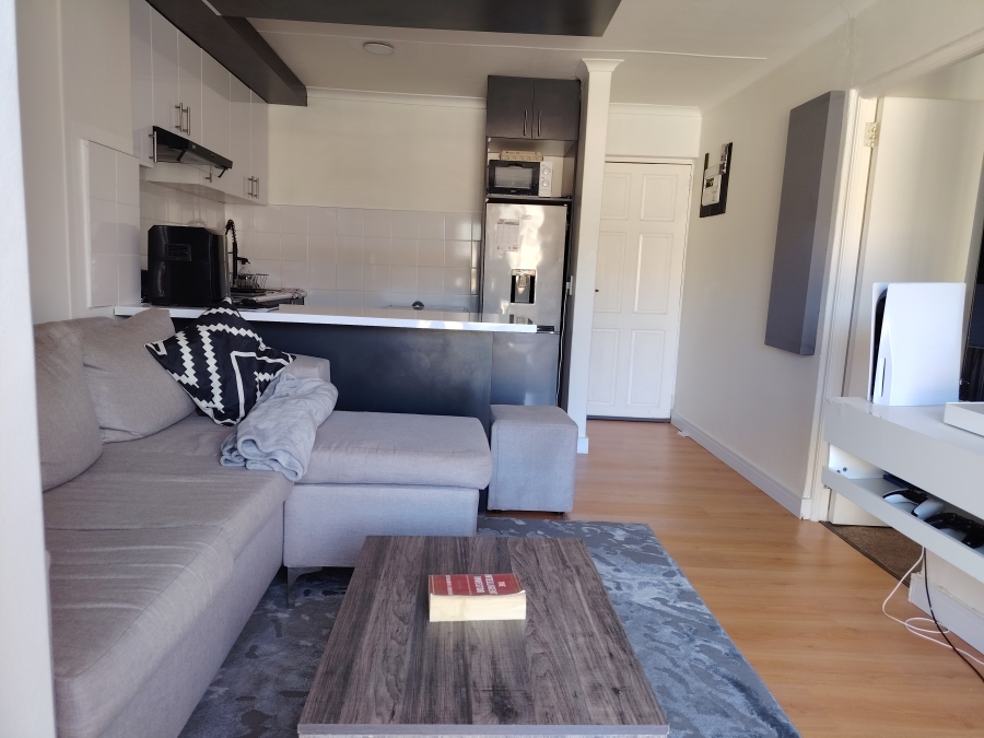 To Let 1 Bedroom Property for Rent in Whispering Pines Western Cape